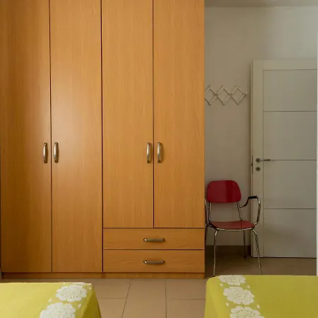 Elisabetta - Gla115 By Interhome 杰拉拉廖